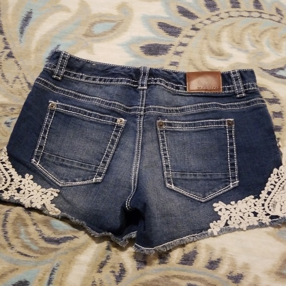 Jean shorts - Picture 2 of 2